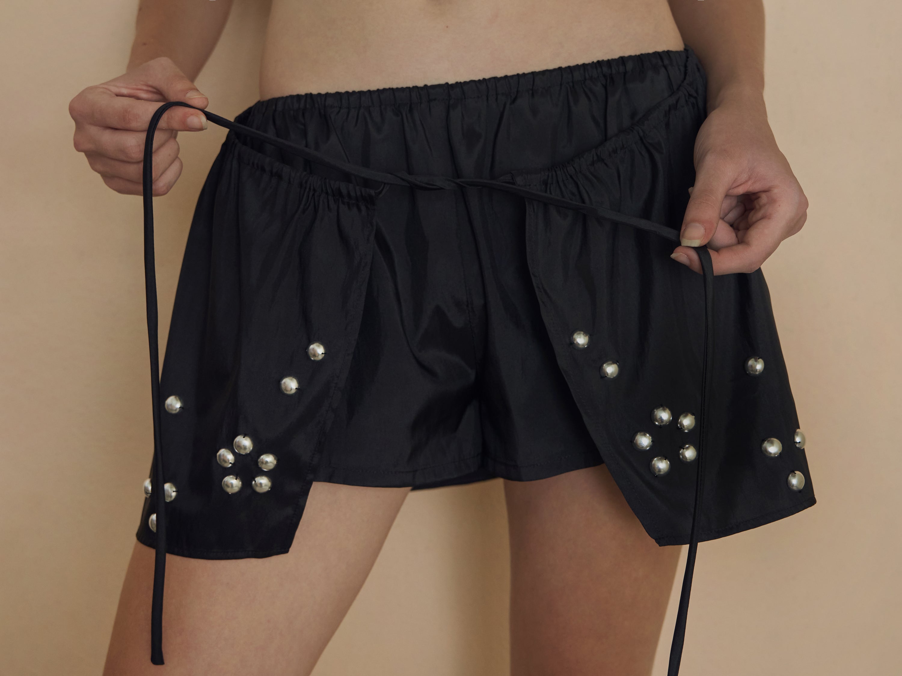 Lilou Embroidered Shorts